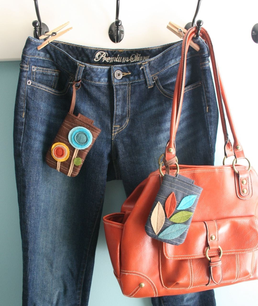 Felt Gadget Cozy PDF pattern with four applique designs