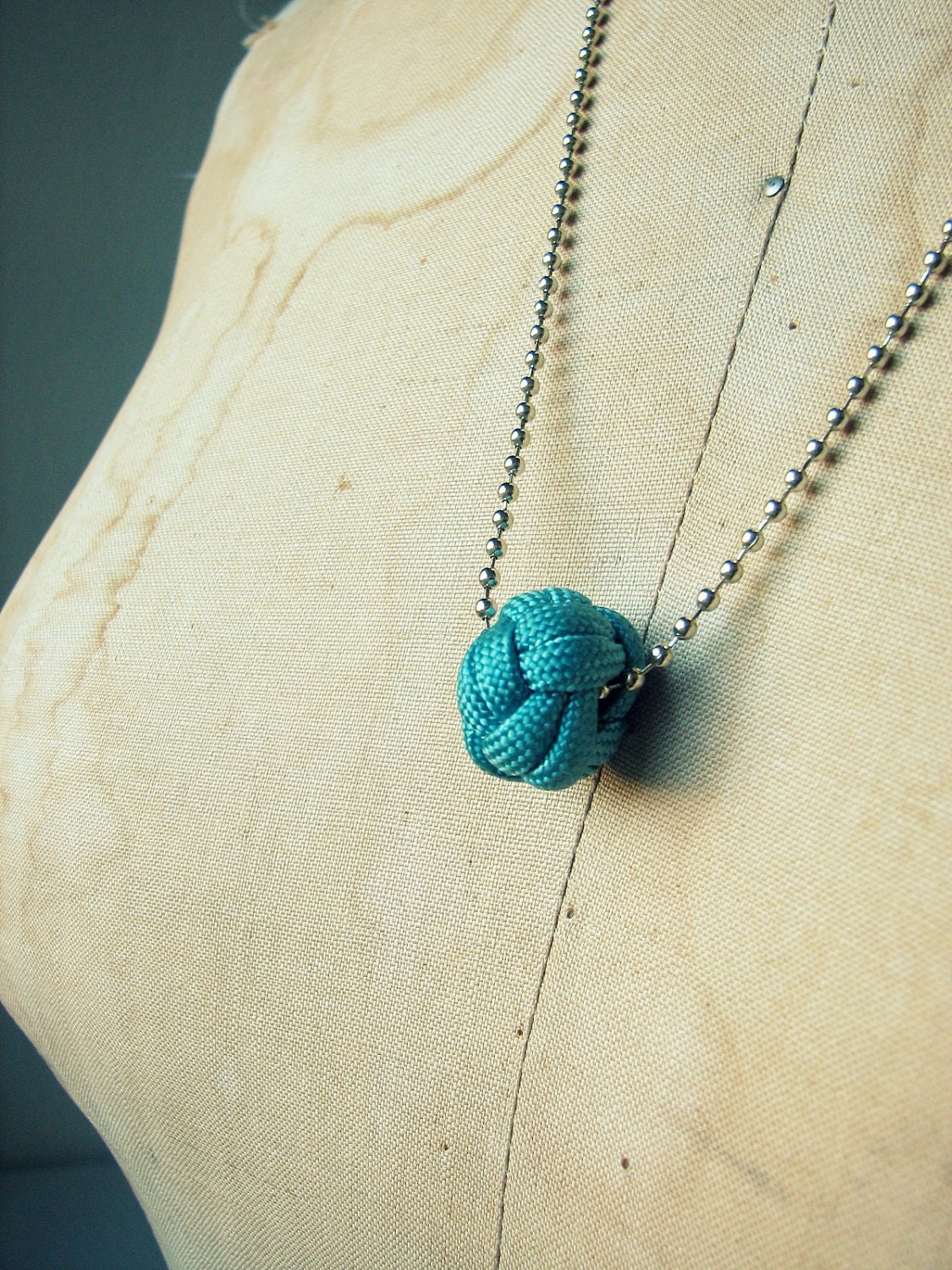 Turks Knot Necklace in Night