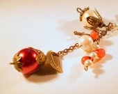 Regal Red and Cream Vintage Style Necklace
