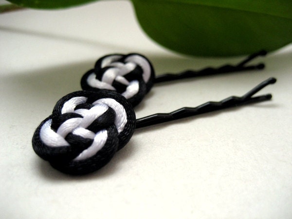 Bobby Pins - Black, White