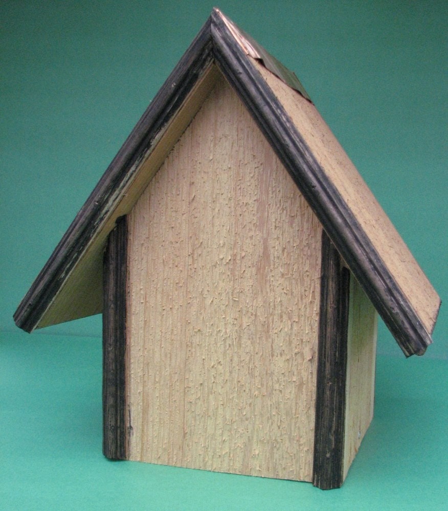 Adirondack Style Cedar Wood Birdhouse