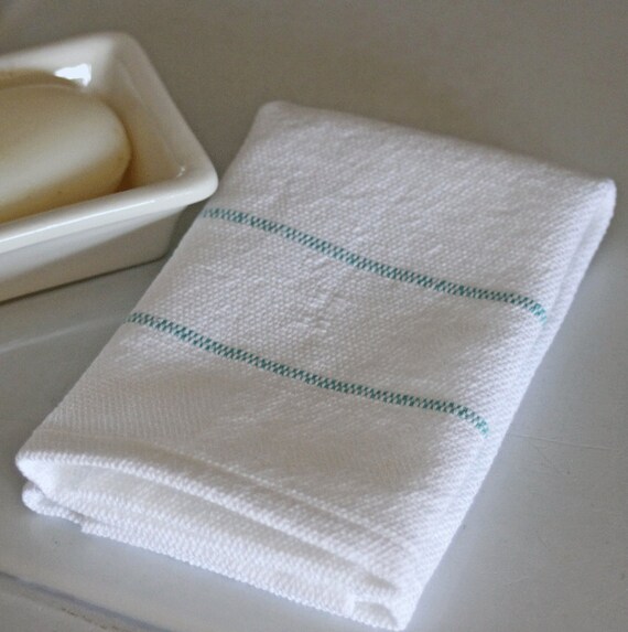 Handwoven lace fingertip towel. White & robins by BurlapPewCones