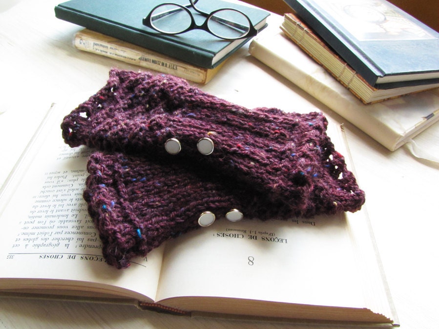 Librarian Gloves - Cabernet