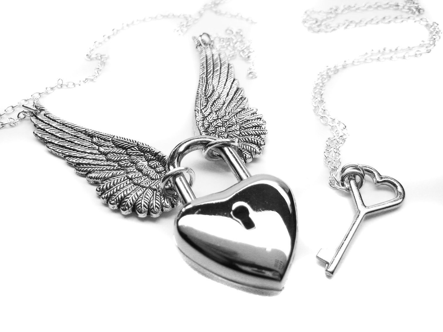Angel Wing Necklace Set. Winged Heart Lock Necklace. Couples Silver Heart Skeleton Key Boyfriend Girlfriend Lovers Padlock Necklace Set