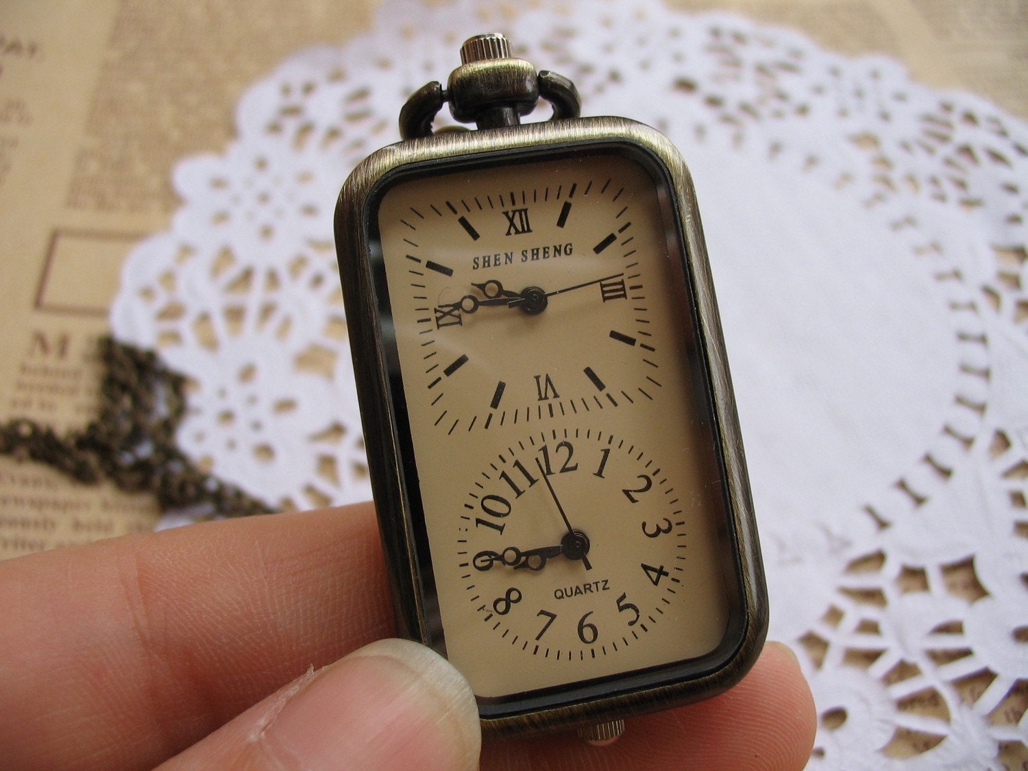 2pcs Antique Bronze Finish Royal Dual Display Dial Design Pocket Watch