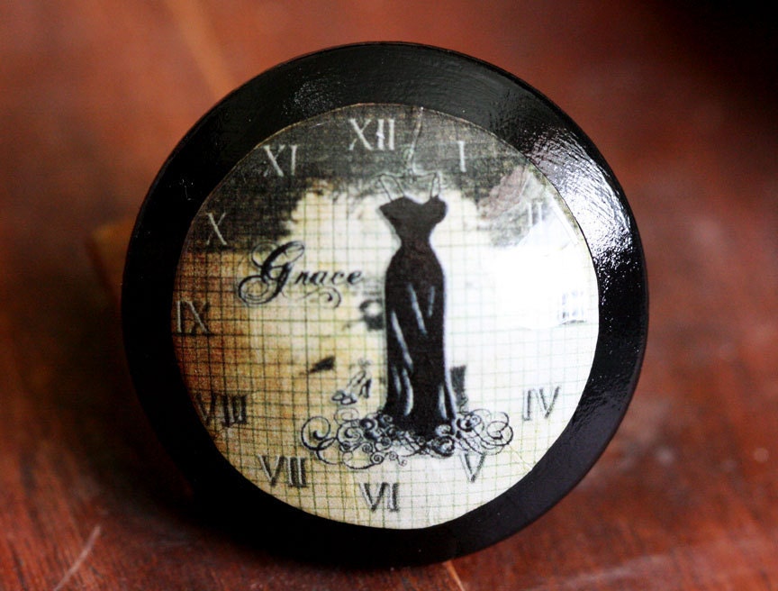 Vintage Knob Time of Grace Door Pull