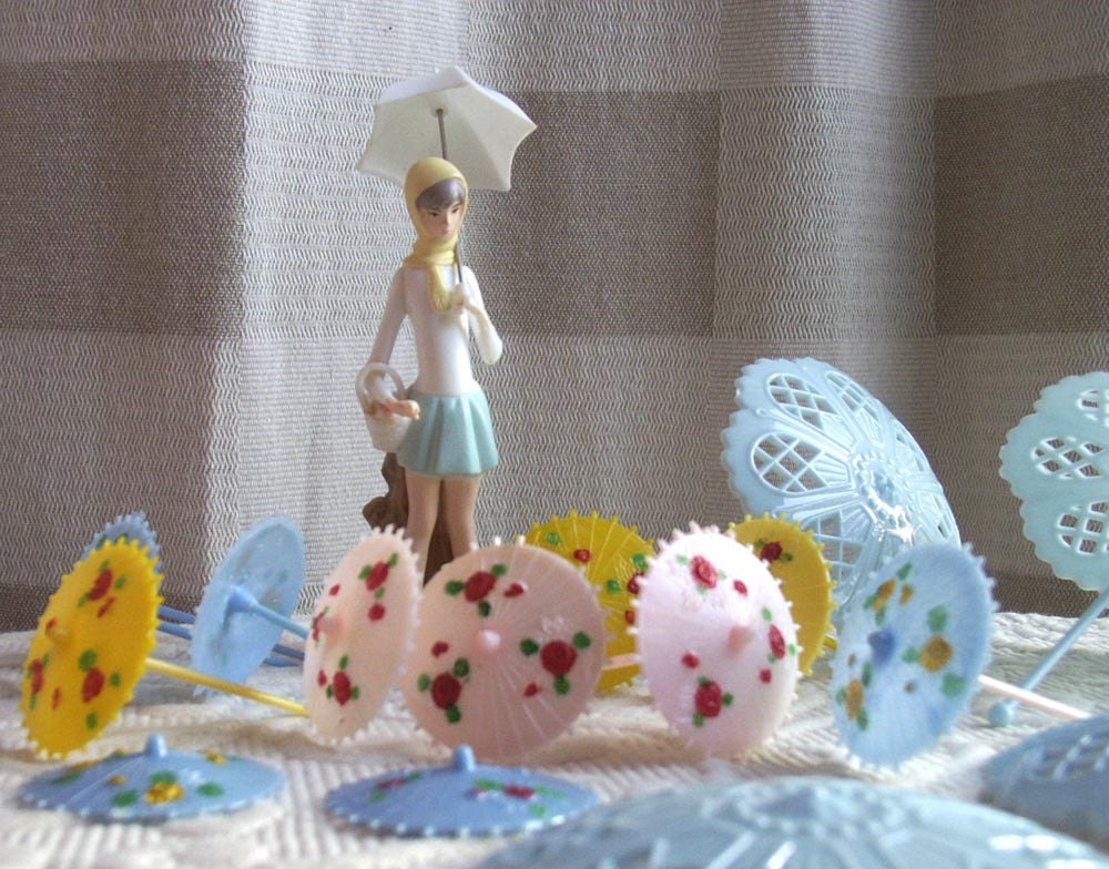 1973 Wilton Cake Decorations Umbrellas Ducks Little Girl
