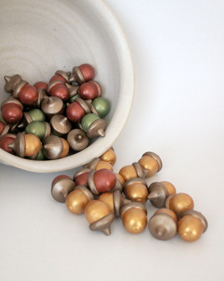 Acorn Bowl Fillers, Fall Acorns, Painted Wooden Acorns, Set of 50 - MADE TO ORDER