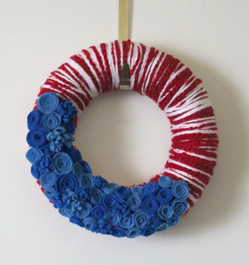 Red White and Blue Yarn and Felt Wreath, 12 inch