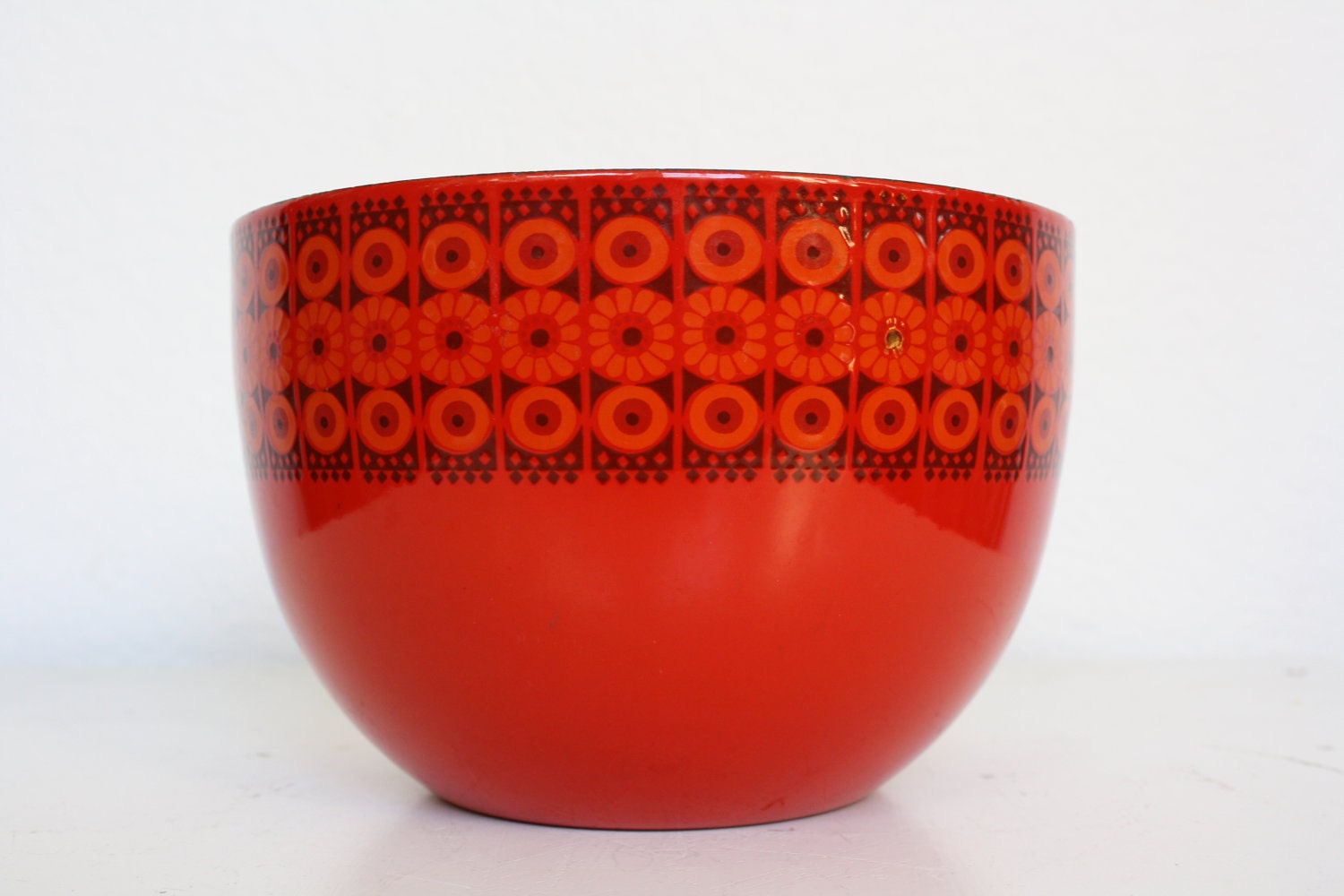 Kaj Franck Enamel Daisy Bowl