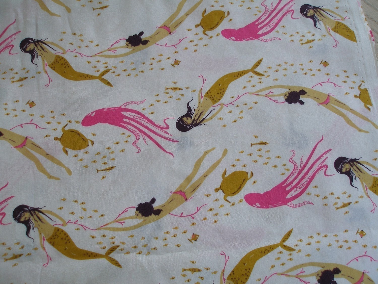 Heather Ross Mendocino Underwater Sister's in Ivory