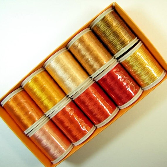 WonderFil 40 Weight Rayon Orange Thread Pack