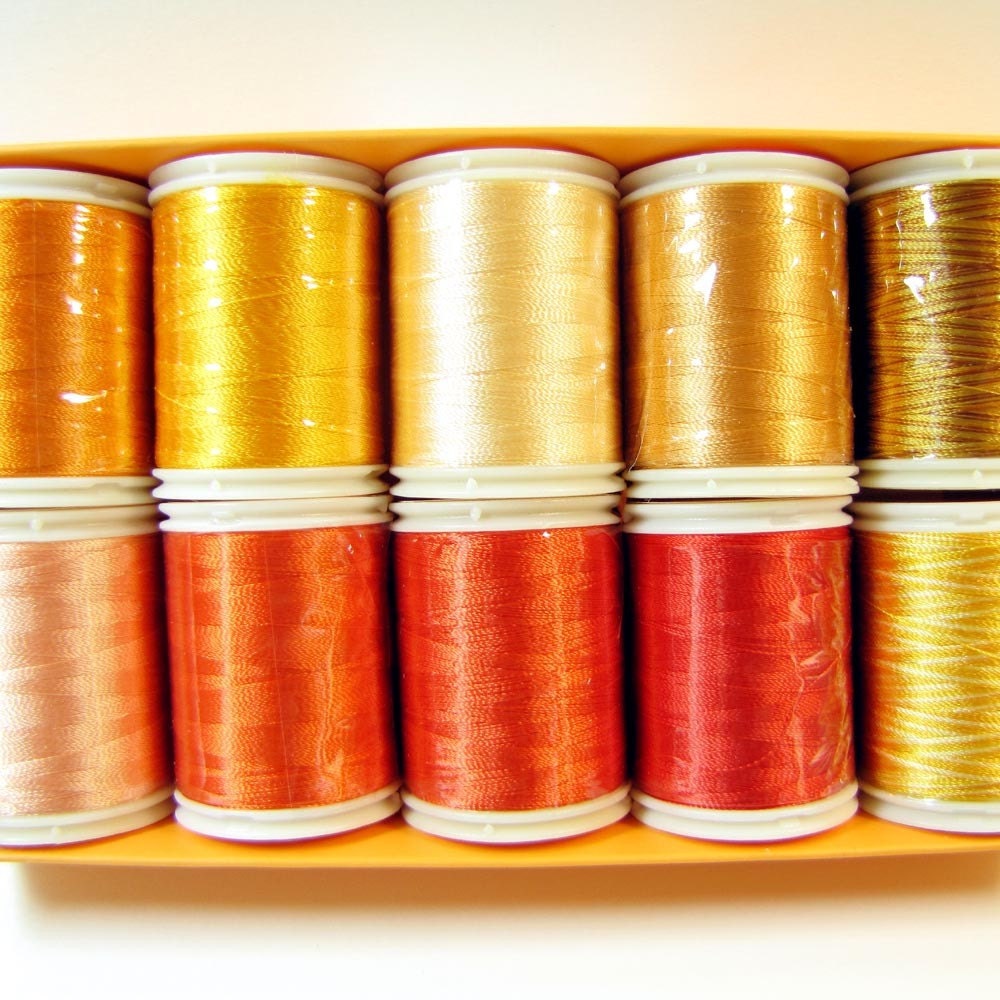 WonderFil 40 Weight Rayon Orange Thread Pack