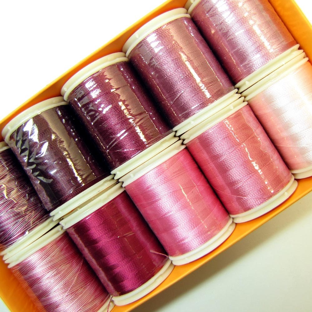 WonderFil 40 Weight Rayon Pink Thread Pack
