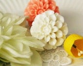white resin flower ring . cream and peaches