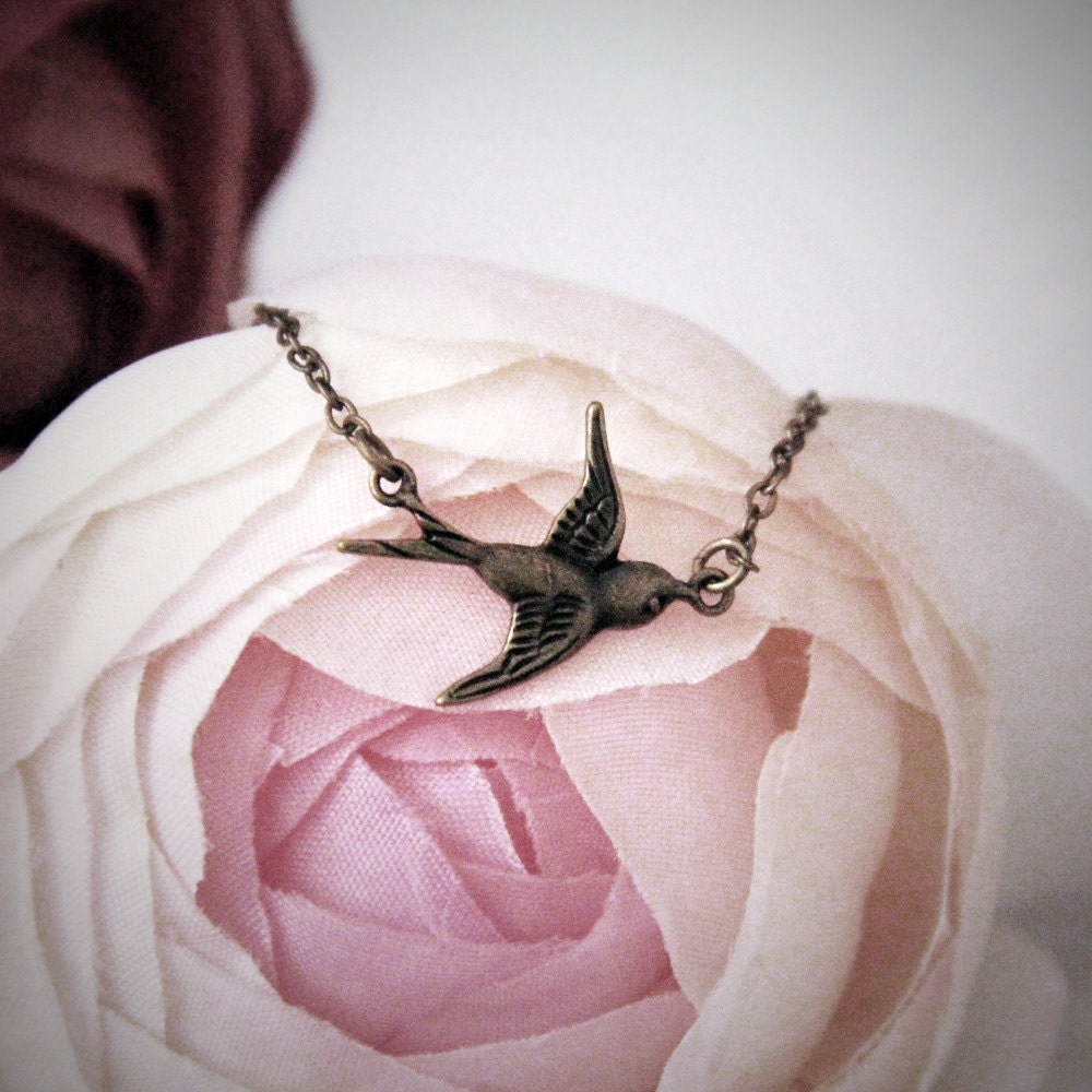 sale . bronze bird charm necklace . simplicity