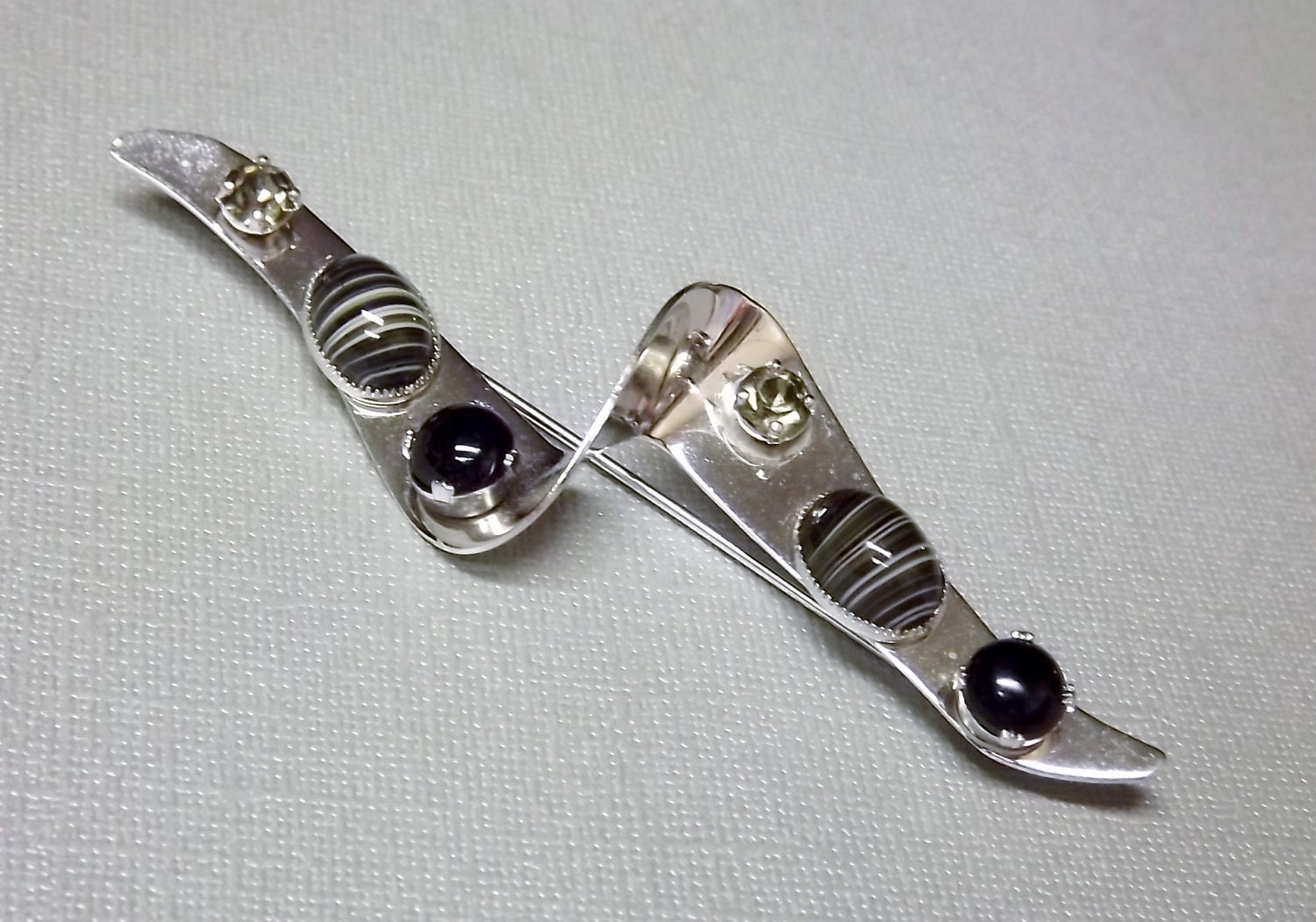 Modernist Brooch Striped Agate Rhinestone Silver Vintage Jewelry