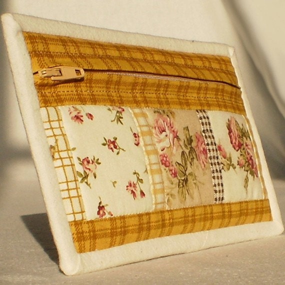 Zipper Pouch - Pencil Case - Quilted Cozy Brown - Country Roses and Flowers with Mustard Checks