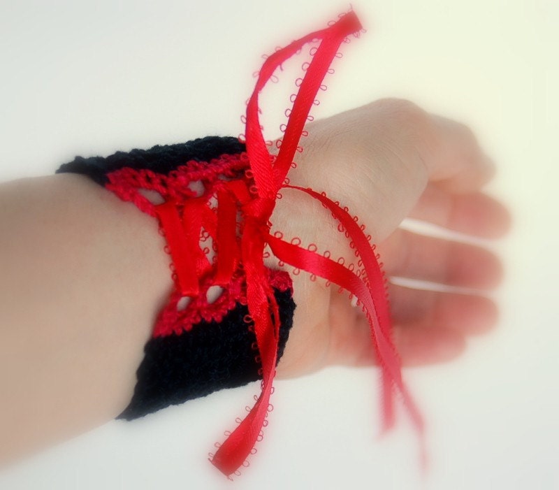 Crocheted bracelet. Black with Red rose.