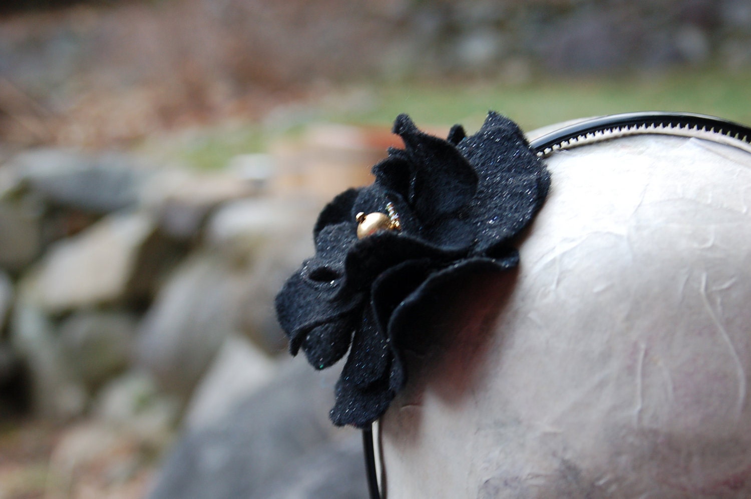 Headband with Balck flower