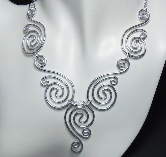 Spiral Waves Adjustable Necklace