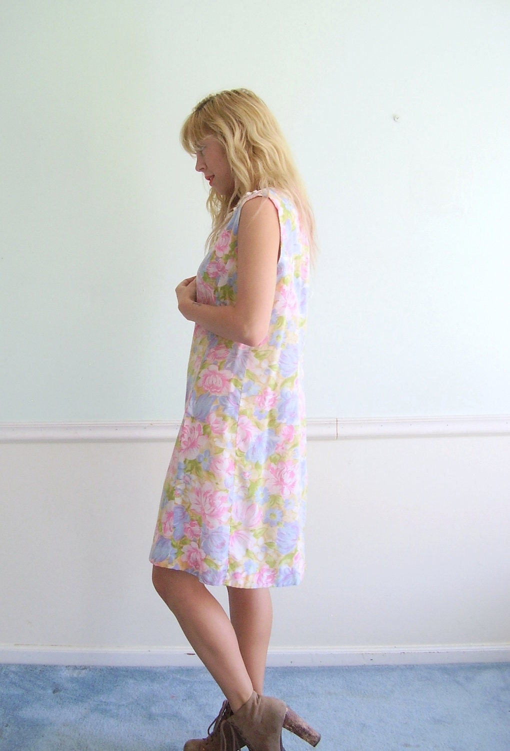 60s Pastel Floral Printed Mini Shift Dress MEDIUM M Vintage Spring