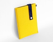Kindle / iPad Mini case: Yellow and charcoal wool felt