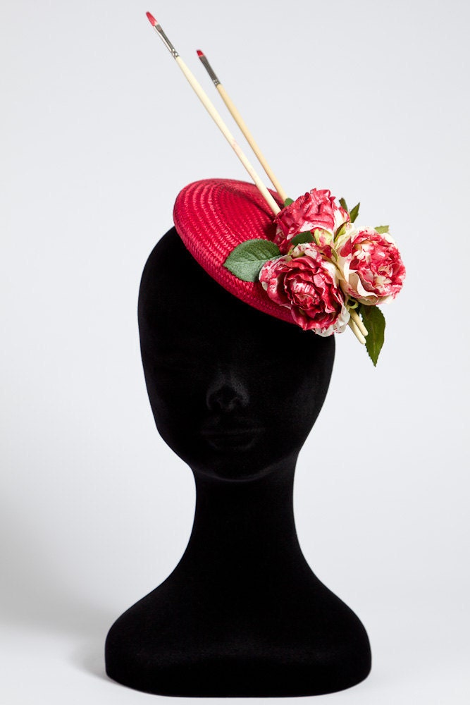 The Alice In Wonderland Hat Painting The Roses Red