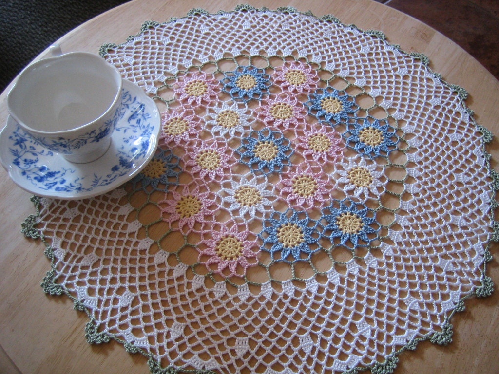 FREE shipping in the US, Mothers Day special, Hand crocheted.flower garden, gift doily, new