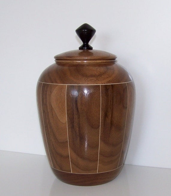 Walnut Wooden Bowl with Lid 580 by woodbeginnings on Etsy