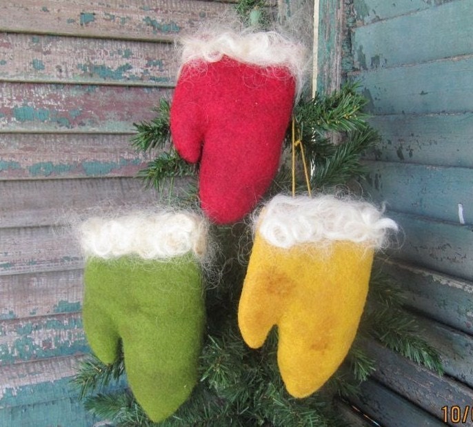 Primitive Mitten Ornie Trio Wool Felt