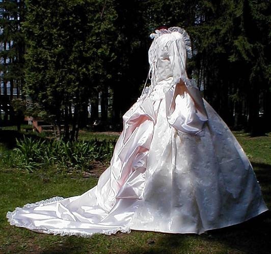Gothic Victorian Bustle Gown/Dress Steampunk Costume Neo Victorian Halloween Goth