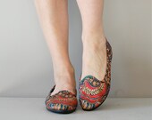 tapestry shoes / slip on shoes / fabric / Regency Skimmers