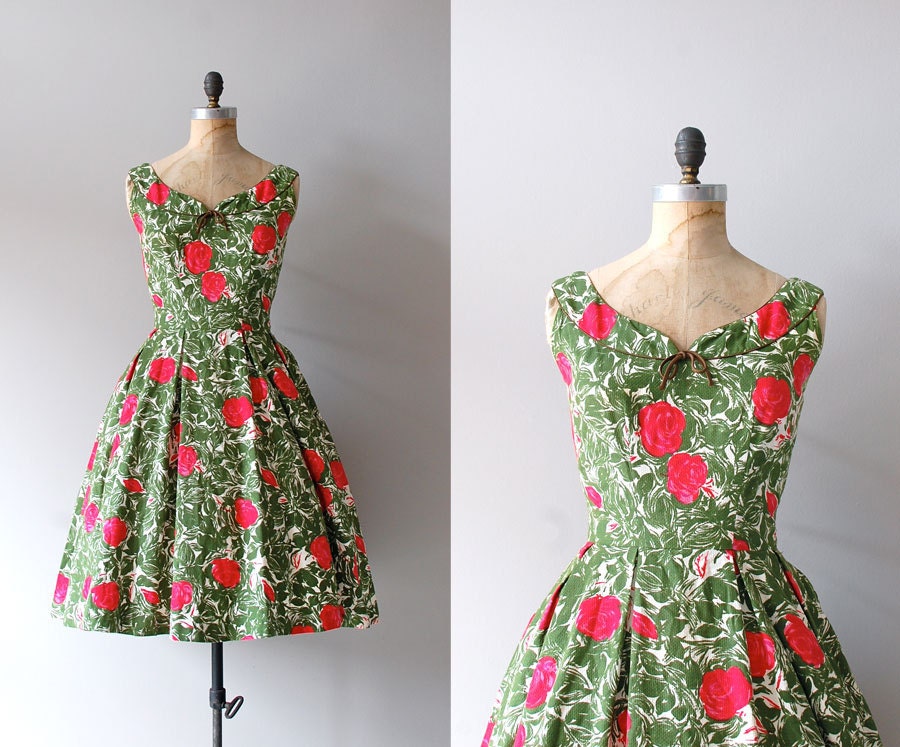 1950s dress / floral print 50s dress / Les Arts Florissants
