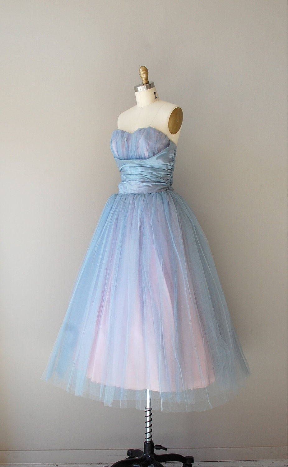 1950s dress / 50s strapless dress / Flutterby dress