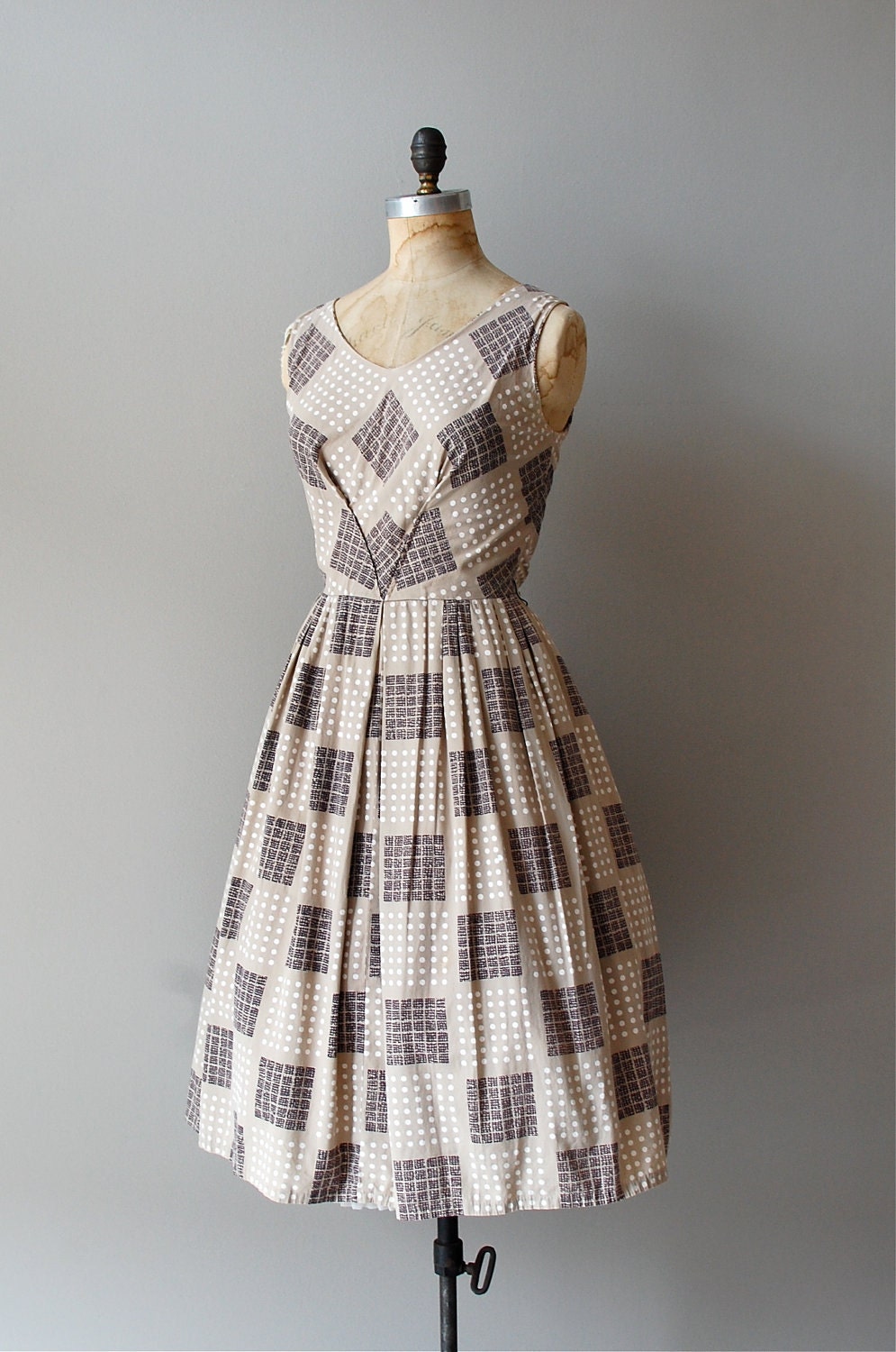 r e s e r v e d...1950s dress / 50s dress / Pattern Sample dress