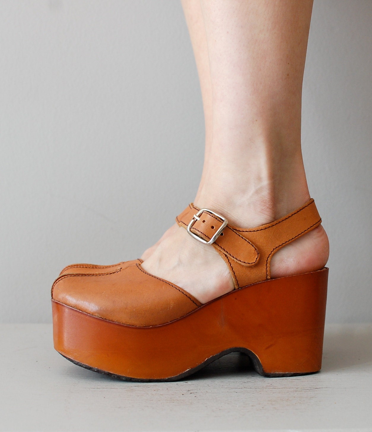 r e s e r v e d...platform shoes / 1970s wooden platforms / Platform Mary Janes