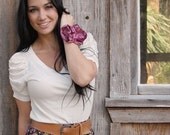 White Organic Jersey Top with Round Collar and Gathered Sleeves