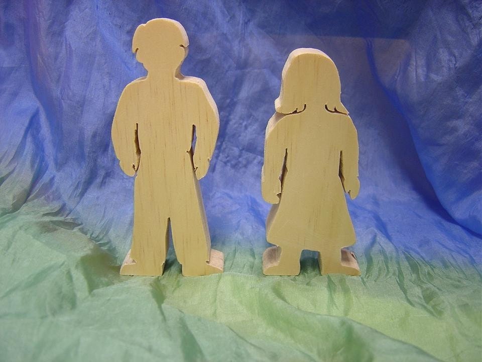 wooden man and woman