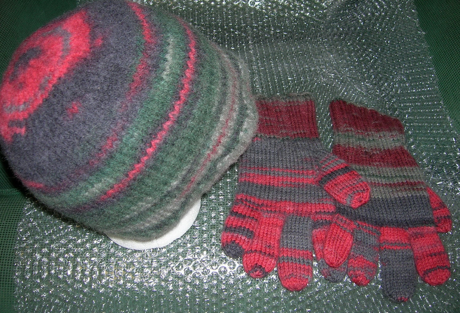 Hat & Glove Set, 100% Wool, Hand Knit, Large