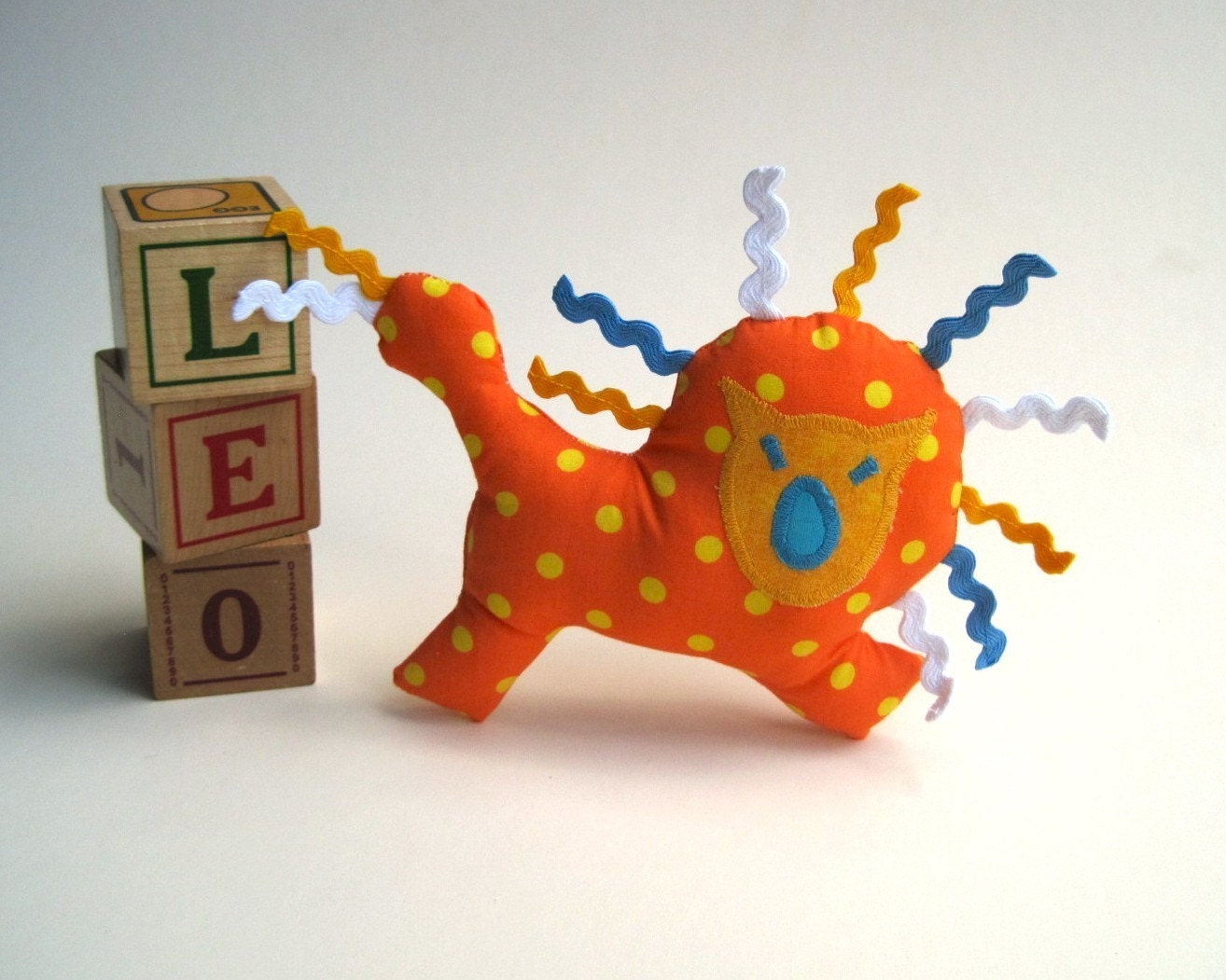 TOY organic lion baby stuffed animal Leo stuffie / I roar but I'm such a natural softie for creative toddlers play