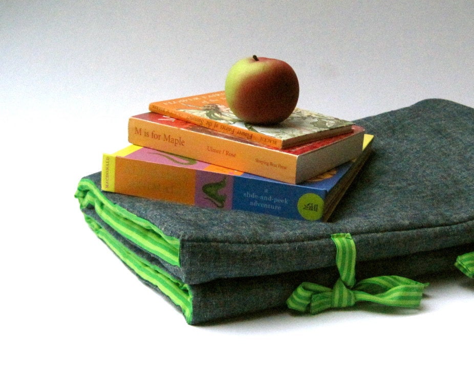 NAP MAT - organic preschool napmat for toddlers - eco friendly school bedding - grass green stripes