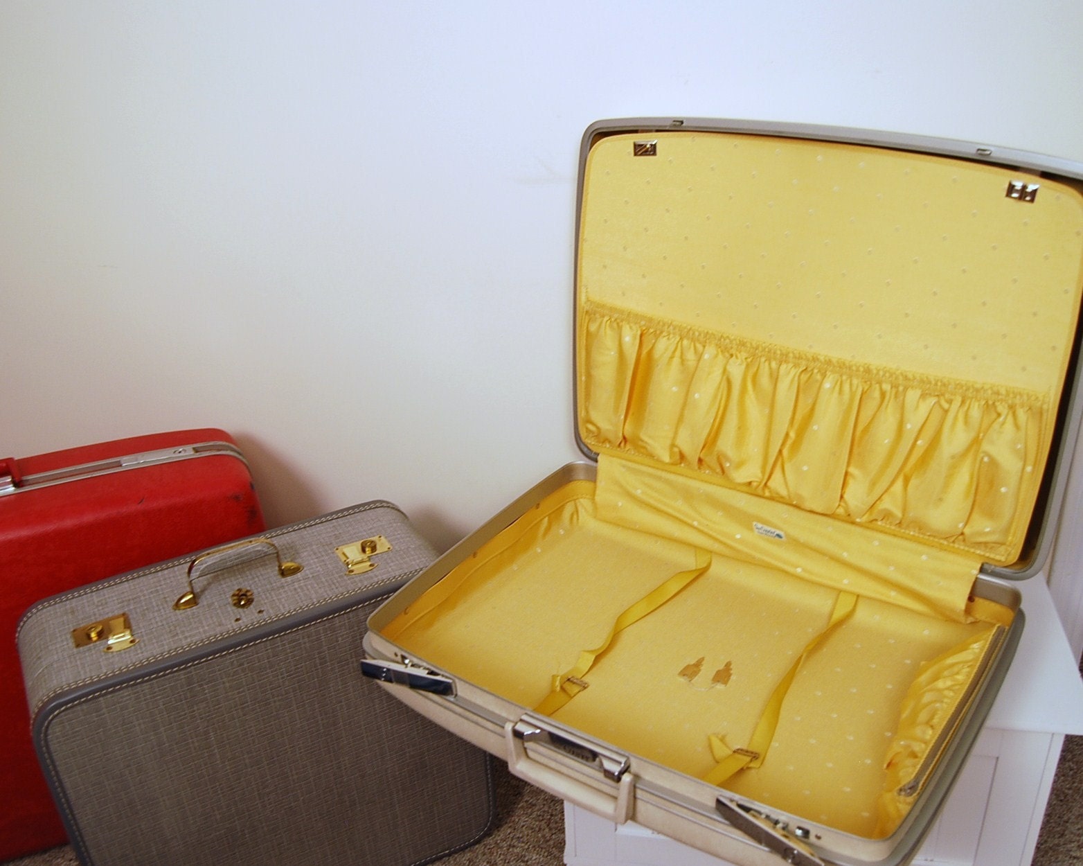 Vintage Sunshine LEMON and Ivory SUITCASE