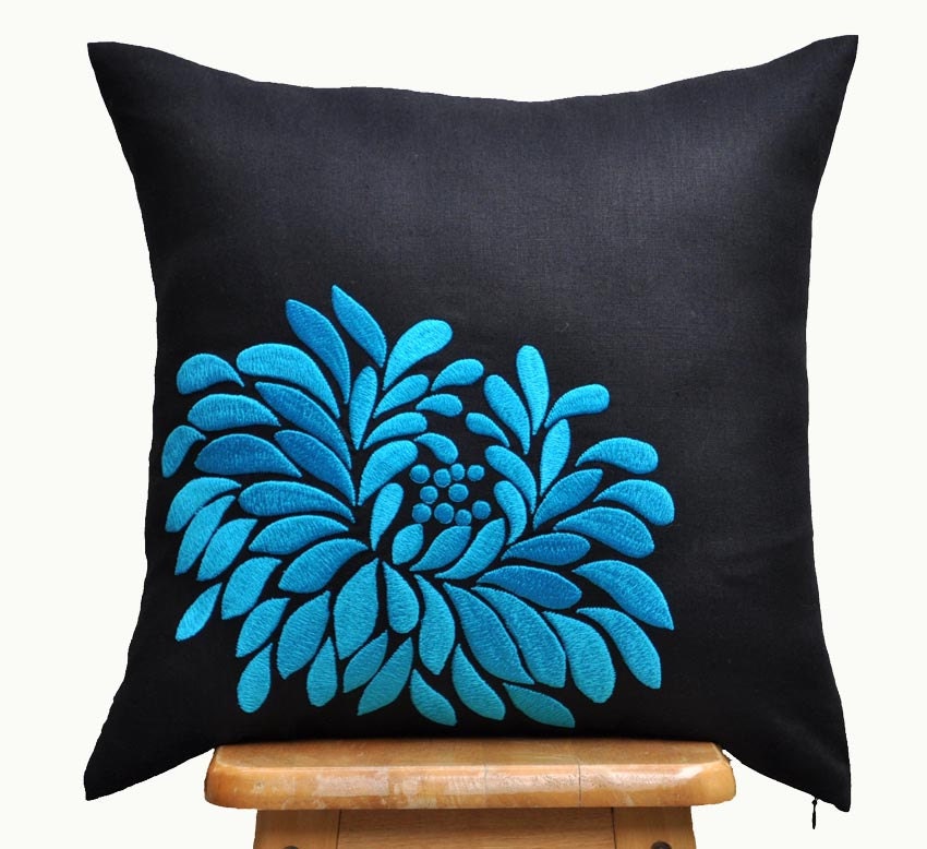 Blue Dahlia Throw Pillow Cover, Black Accent Pillow, Blue Floral Embroidery, Pillow Cover 18 x 18, Cushion Cover, Toss Pillow