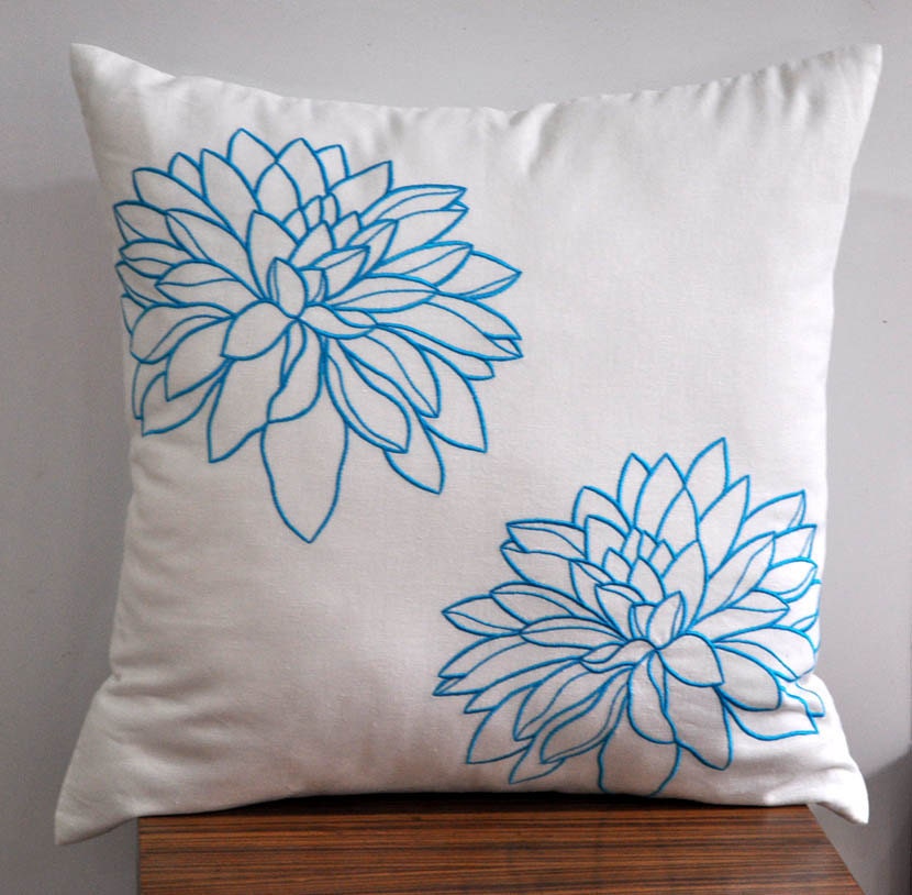 Blue White Pillow Cover, Blue Flower on White Linen Pillow, Decorative Throw Pillow, Pillow Case 18 x 18, Toss Pillow