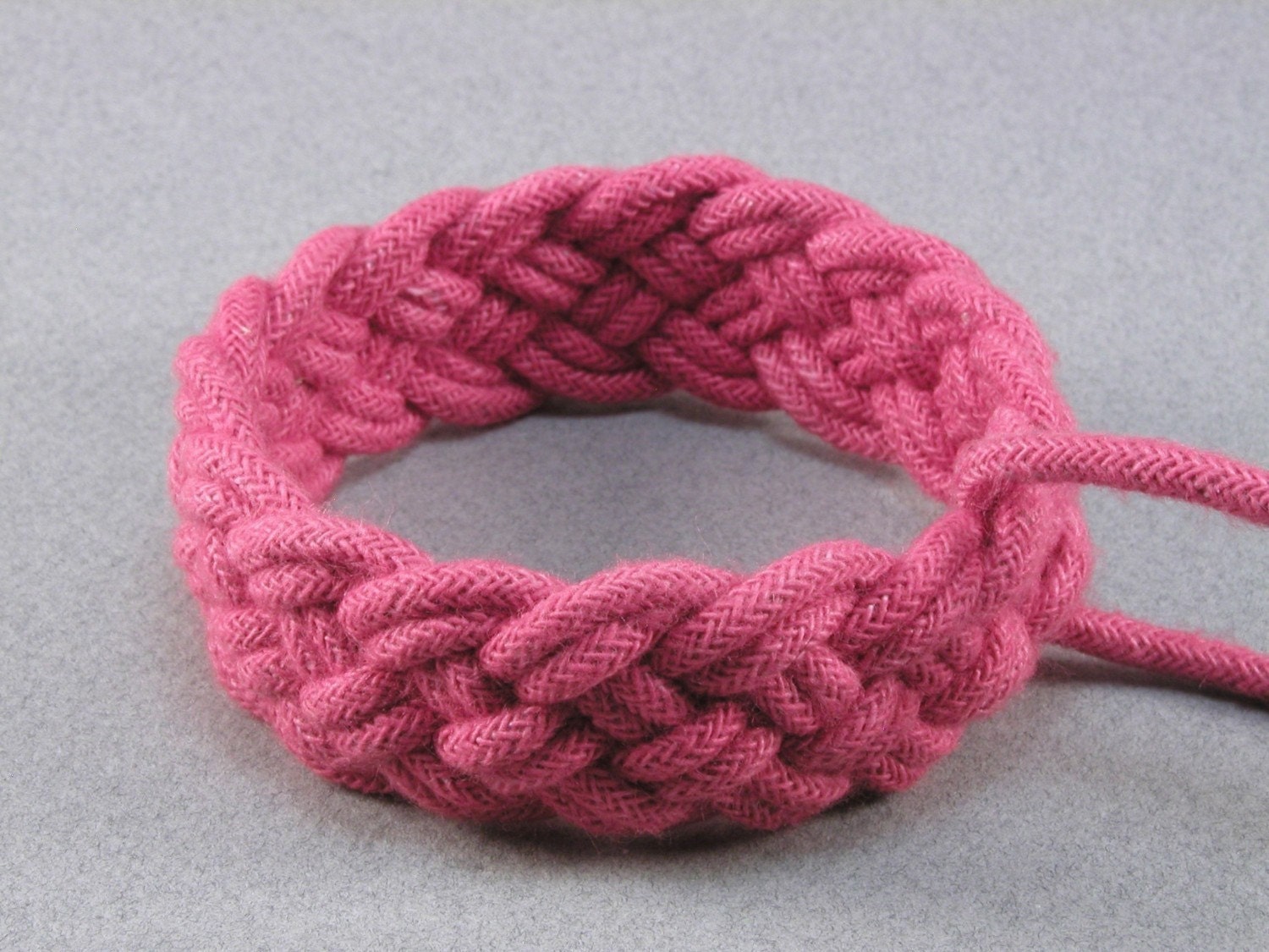 lighthouse red BASIC turks head knot bracelet adjustable size 995