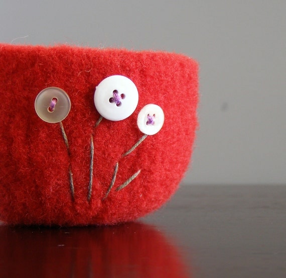 felted wool bowl - bright cherry red with white flowers