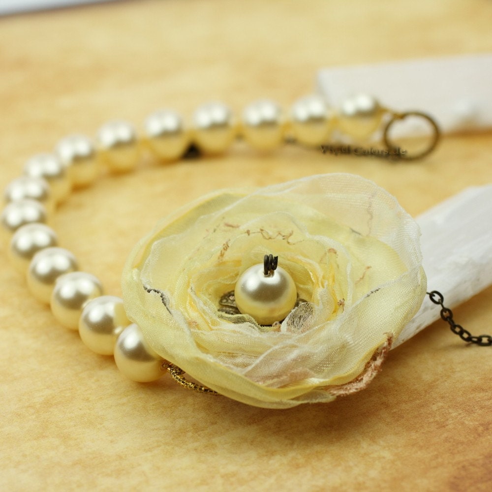 Vanilla Rose - Romantic Pearl & Flower Bridal Necklace - Ready to Ship - Handmade by VividColors