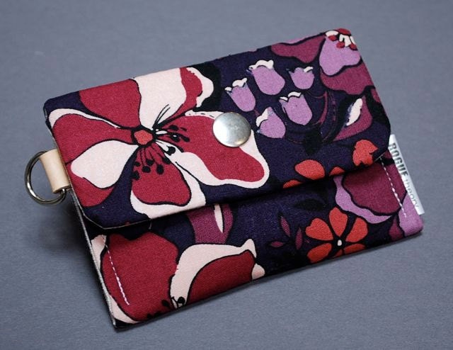 Change Purse / Business Card Case / Card Holder / Snapped Pocket - POKE - Amethyst