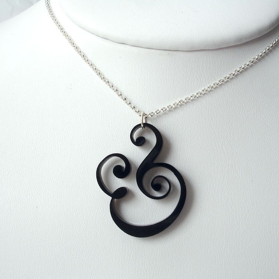 Epershand Ampersand Necklace